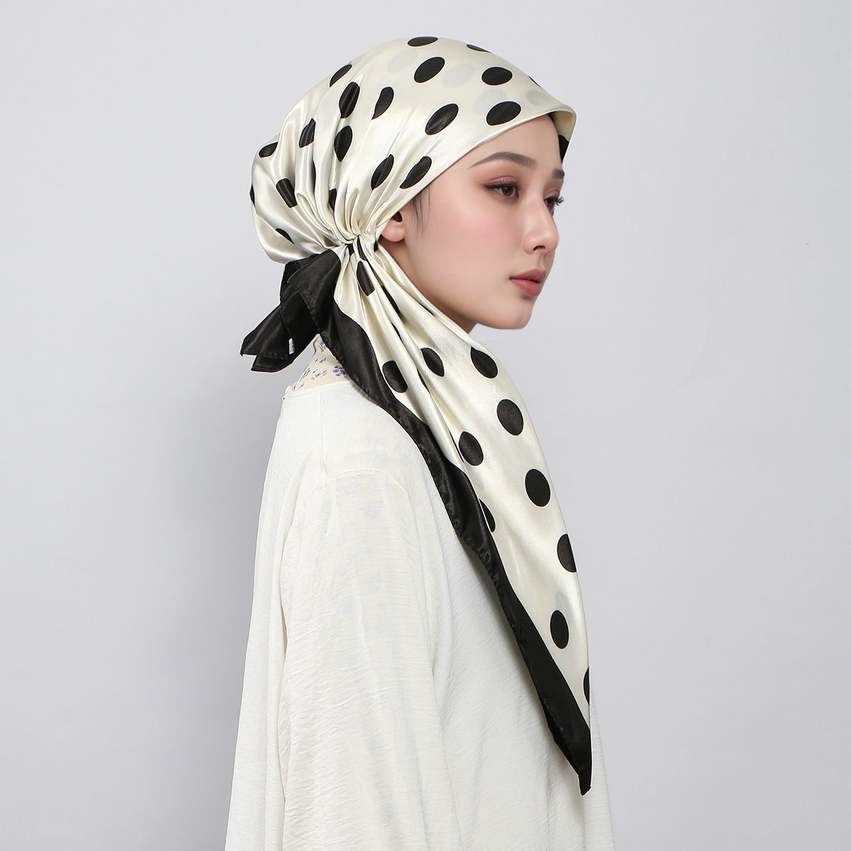 حجاب فوري مطبوع للمسلمات، قبعة - مراجعة Satin Hair Bonnet وسعره