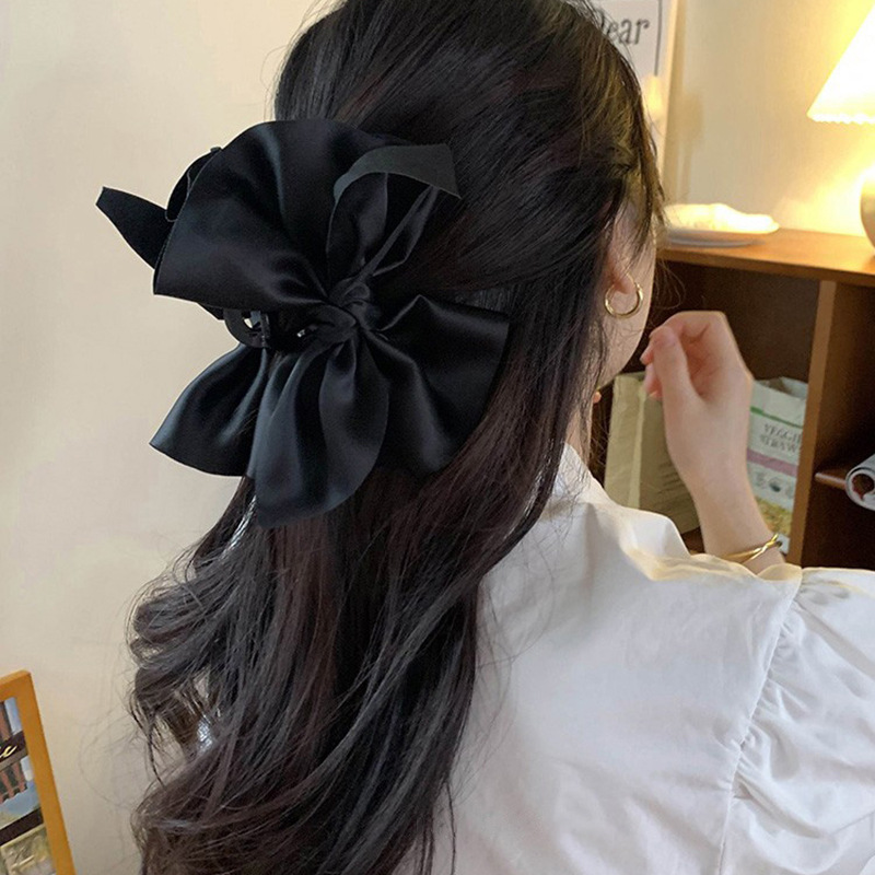 مشبك شعر كبير على شكل فيونكة،  - مراجعة Hair Clip Claw Large وسعره